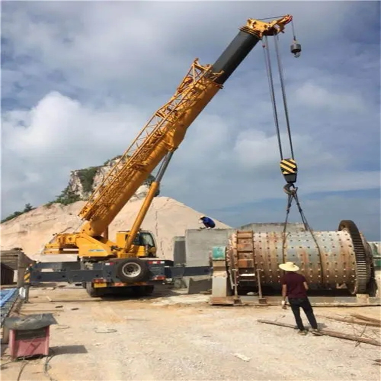 五通桥吊车的运输费用是否包含在租赁费用中