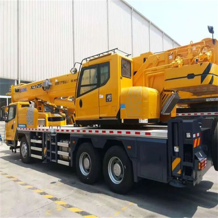 五通桥离这最近出租吊车电话